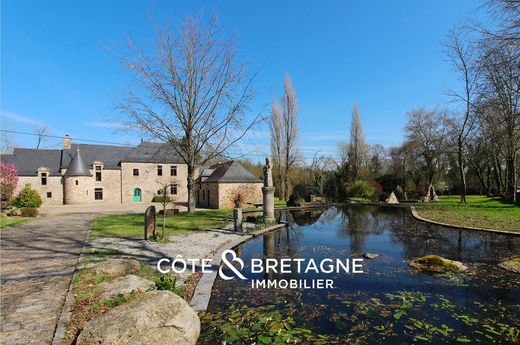 Luxury home in Bourbriac, Côtes-d'Armor