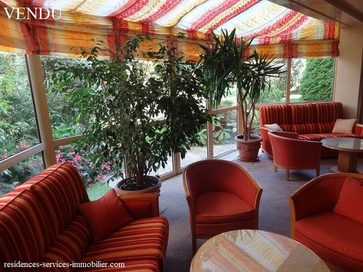 Apartament w Montrouge, Hauts-de-Seine