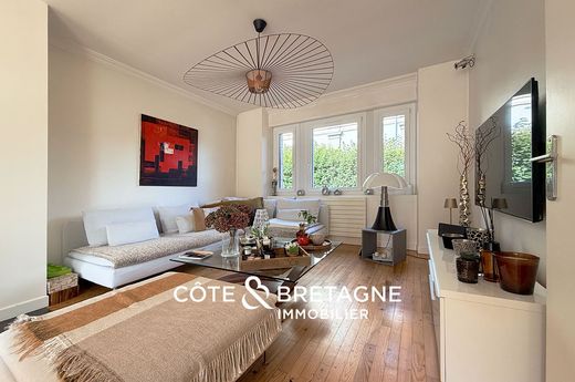 منزل ﻓﻲ Saint-Brieuc, Côtes-d'Armor