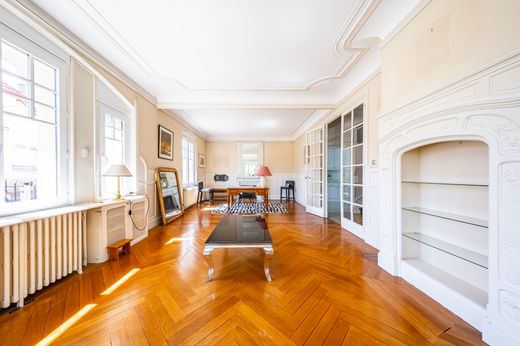 منزل ﻓﻲ ديجون, Cote d'Or