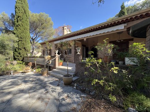 Luxus-Haus in Saint-Raphaël, Var