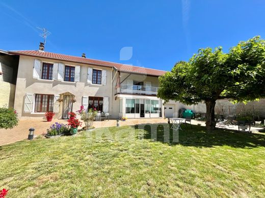 Luxe woning in Colombe, Isère