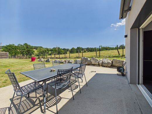 Luxury home in La Fouillouse, Loire