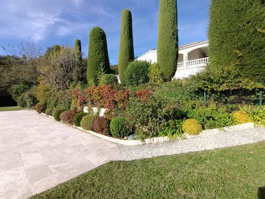 Grasse, Alpes-Maritimesのデュプレックス