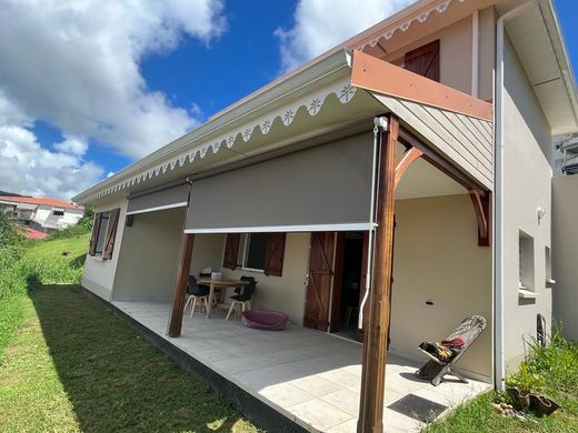 Villa - Ducos, Martinica