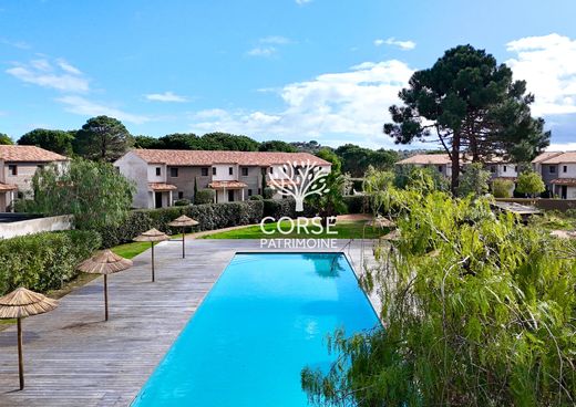 Piso / Apartamento en Lecci, Córcega del Sur