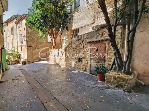 Maison de luxe à Cadenet, Vaucluse