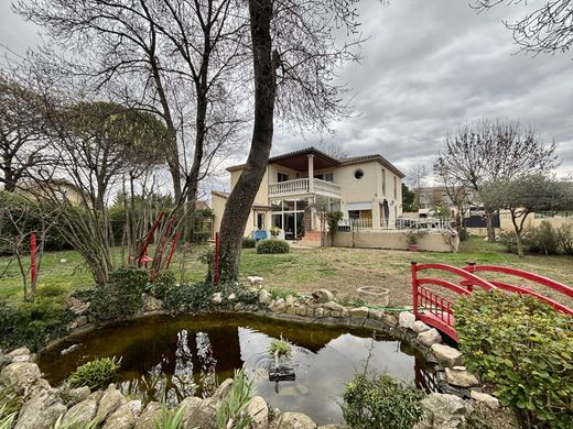 منزل ﻓﻲ Livron-sur-Drôme, Drôme