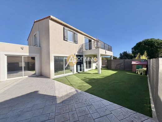 Luxe woning in Bormes-les-Mimosas, Var