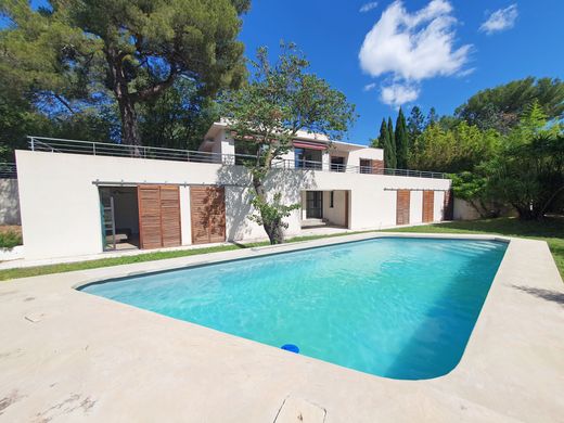 Villa in Nîmes, Gard
