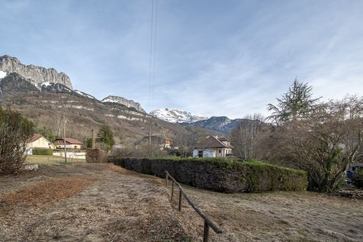 Участок, Talloires, Haute-Savoie