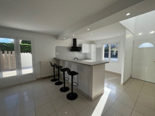 Casa de luxo - Genas, Ródano