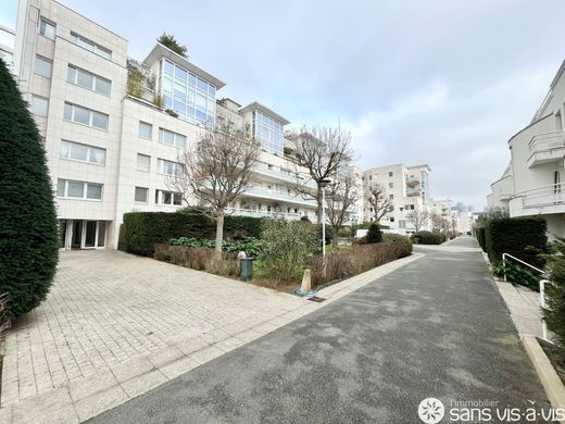 套间/公寓  Suresnes, Hauts-de-Seine