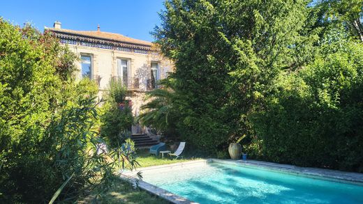 Luxus-Haus in Nîmes, Gard