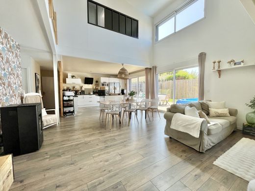 Элитный дом, Brem-sur-Mer, Vendée