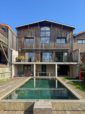 Villa in La Teste-de-Buch, Gironde