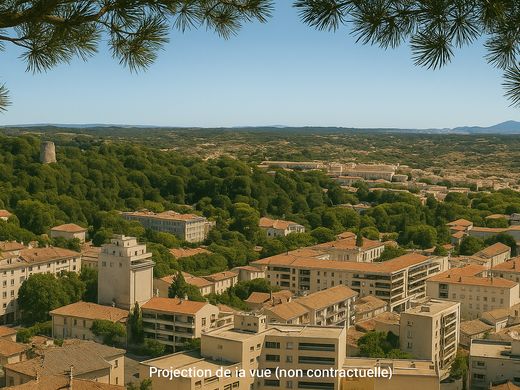 Nîmes, Gardのアパートメント