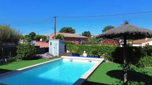 Villa in Salles-d'Aude, Aude