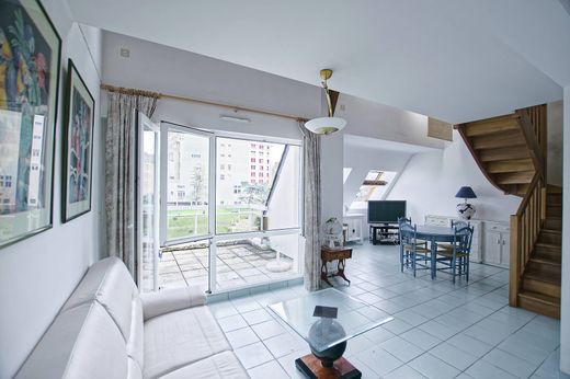 Apartment in Dinard, Ille-et-Vilaine