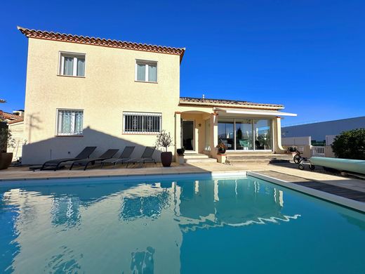 Luxus-Haus in Latour-Bas-Elne, Pyrénées-Orientales
