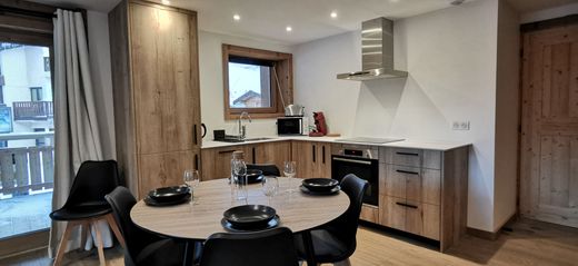 Apartment in Pralognan-la-Vanoise, Savoy