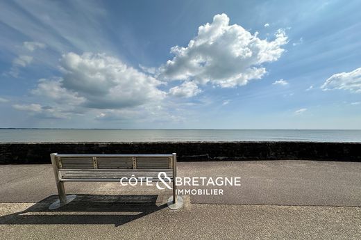 Luxury home in Damgan, Morbihan