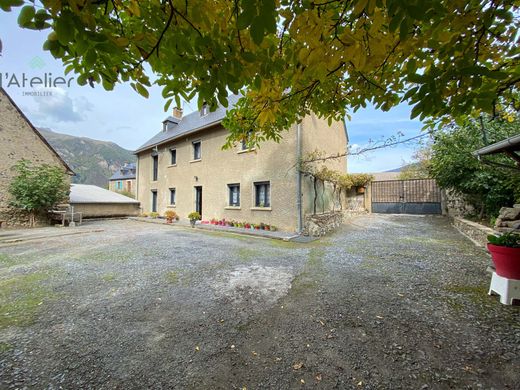 Luxus-Haus in Sailhan, Hautes-Pyrénées