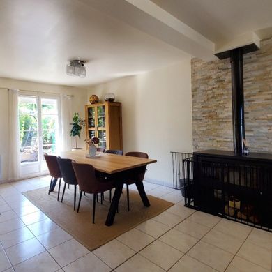 Luxury home in Salins, Seine-et-Marne