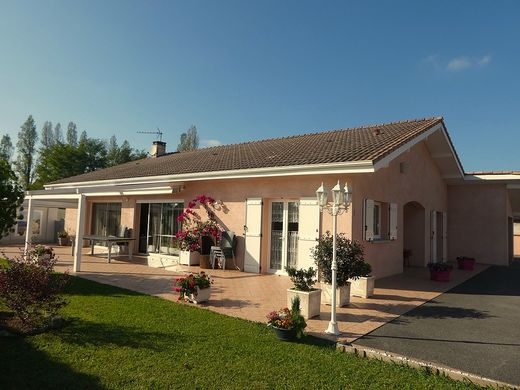 Casa di lusso a Bayonne, Pirenei atlantici