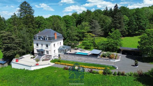 Luxe woning in Manzat, Puy-de-Dôme