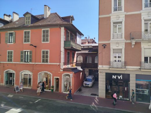 Ufficio a Annecy, Alta Savoia