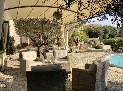 Luxus-Haus in Uzès, Gard