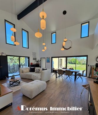 Luxury home in Bouliac, Gironde