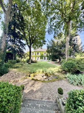 Luxus-Haus in Montry, Seine-et-Marne