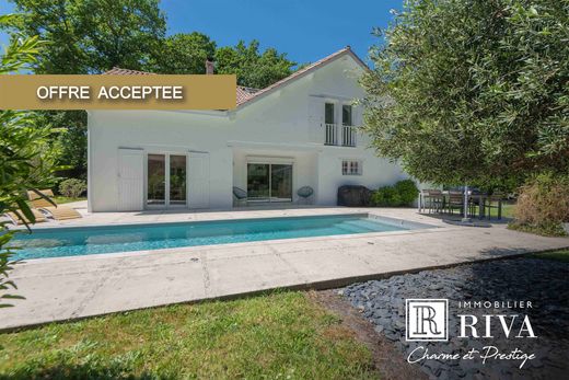 Πολυτελή κατοικία σε Fargues-Saint-Hilaire, Gironde
