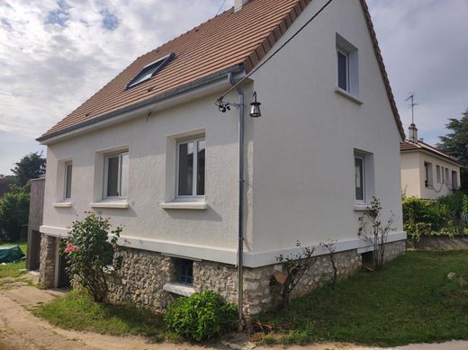 Casa di lusso a Dourdan, Essonne