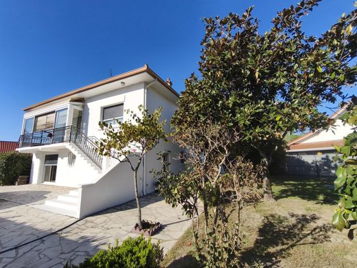 Luxury home in Biscarrosse, Landes