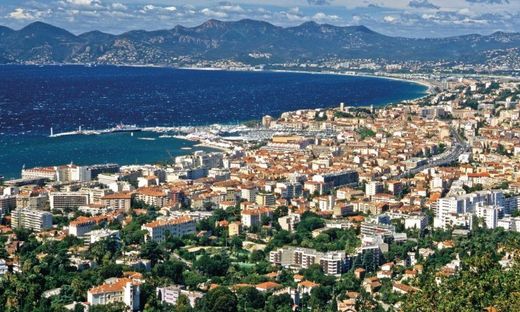 Luxury home in Mougins, Alpes-Maritimes