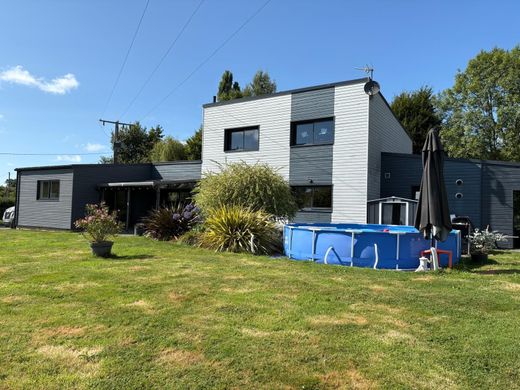 Luxury home in Le Grippon, Manche