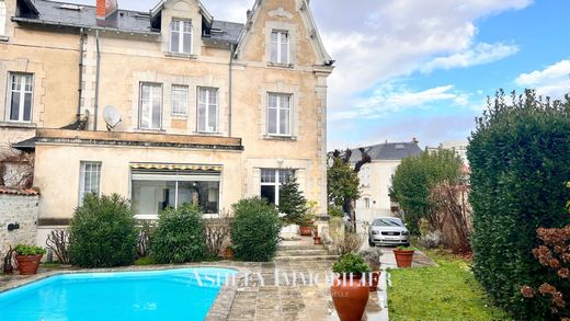 Luxury home in La Rochelle, Charente-Maritime