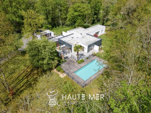 Luxury home in La Roche-sur-Yon, Vendée
