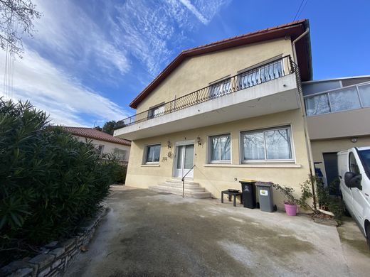Luxus-Haus in Vias, Hérault