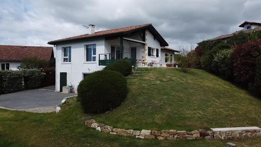 Villa in Hasparren, Pyrénées-Atlantiques