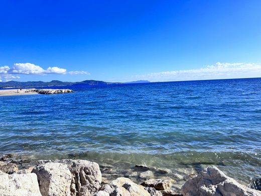 Apartment in La Ciotat, Bouches-du-Rhône
