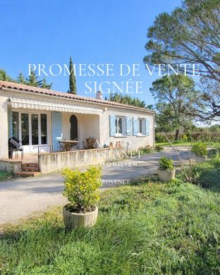 Luxury home in Uchaux, Vaucluse