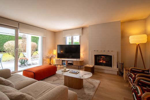 Casa di lusso a Aviernoz, Alta Savoia