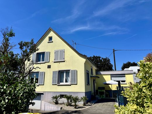 Элитный дом, Sausheim, Haut-Rhin