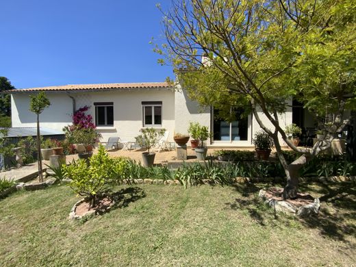 ‏בתי יוקרה ב  Uzès, Gard