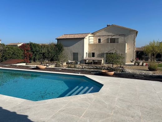 Luxe woning in Uzès, Gard