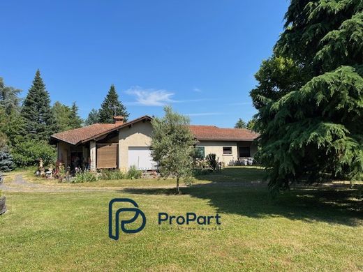 Luxury home in Joze, Puy-de-Dôme